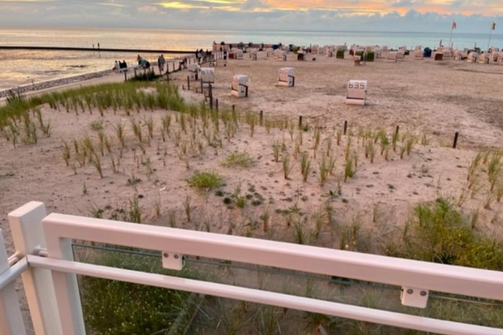 !!!Neu!!! Bungalow Juist In Norddeich 150 M Vom Strand Exterior photo